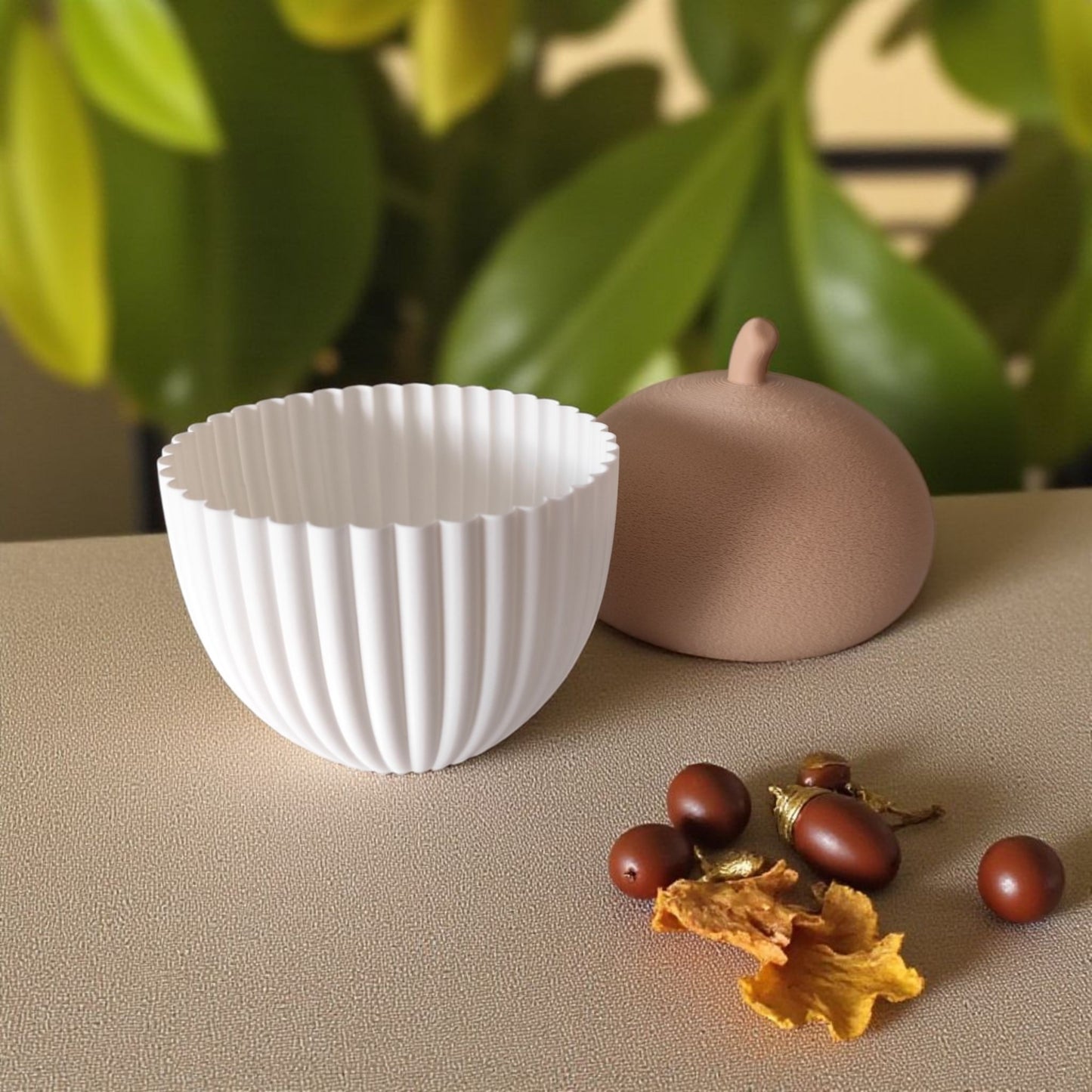 Pot décoratif en forme de gland