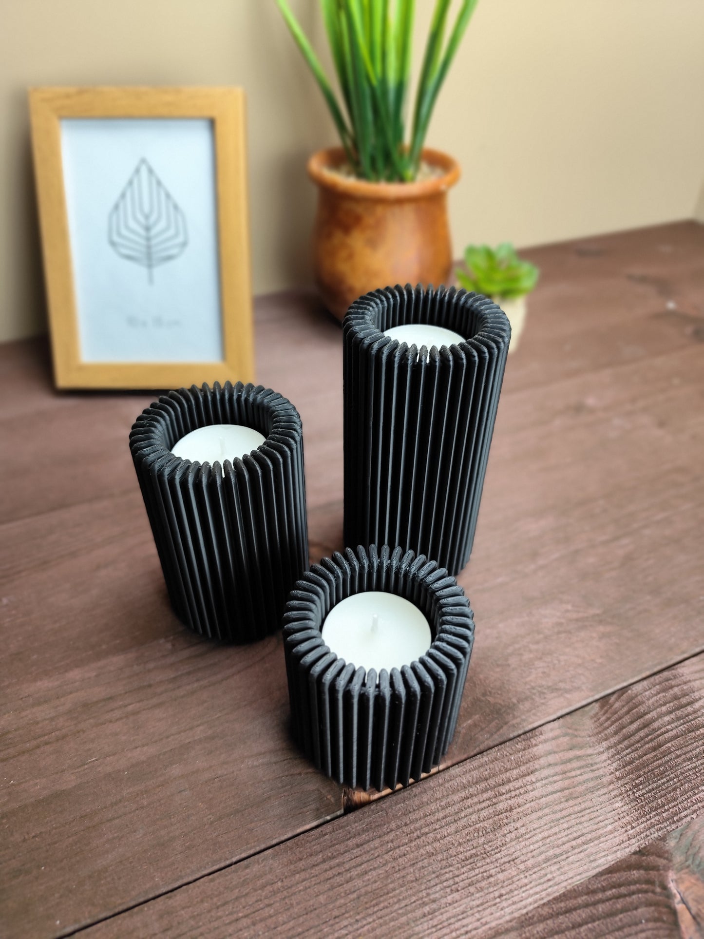 Porte-bougies Strio Alto – élégance et harmonie lumineuse