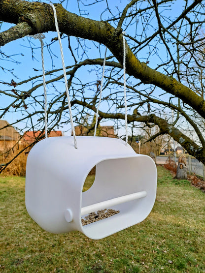 Mangeoire à oiseaux moderne – design et pratique