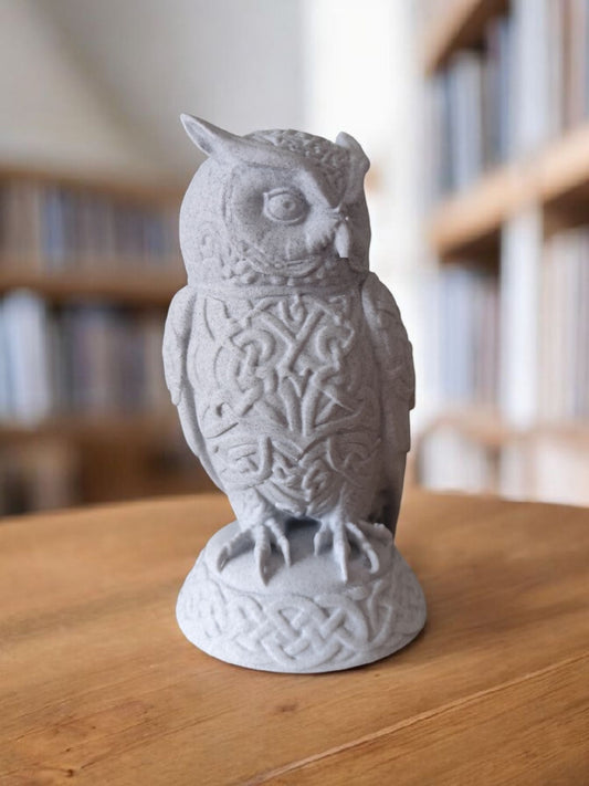 Sculpture « Hibou aux Ornements Celtiques » - vue 1