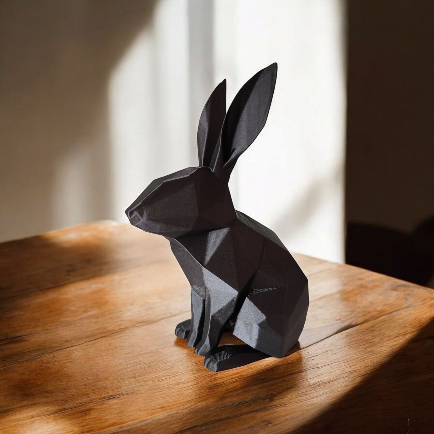 Statue lapin géométrique "Low Poly"