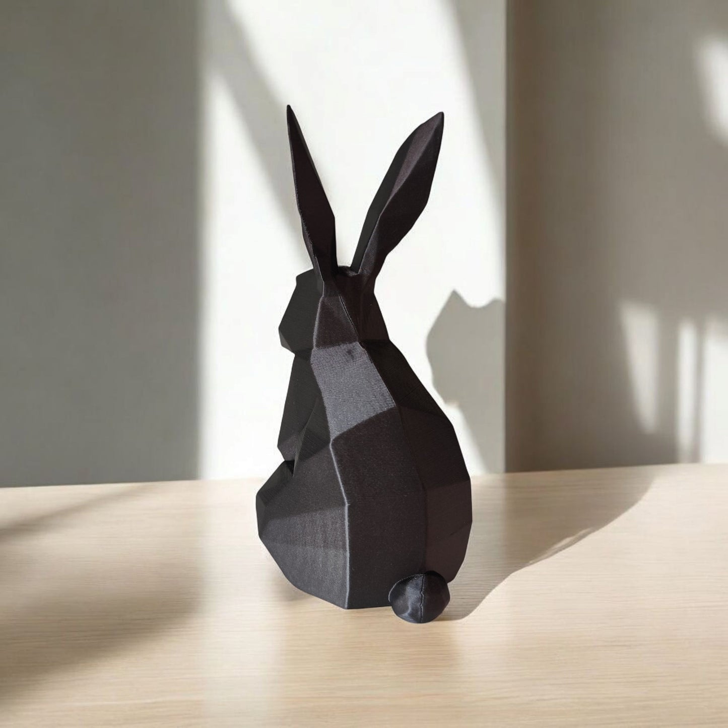 Statue lapin géométrique "Low Poly"