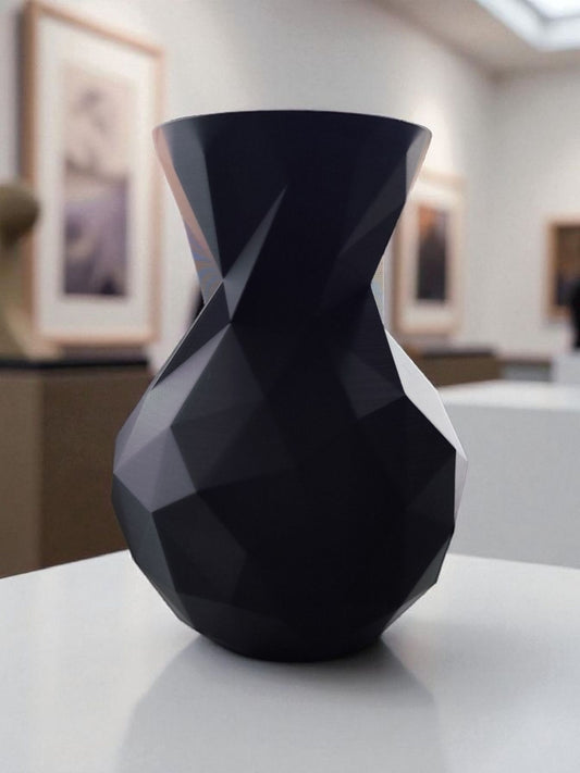 Vase minimaliste low poly - vue 1