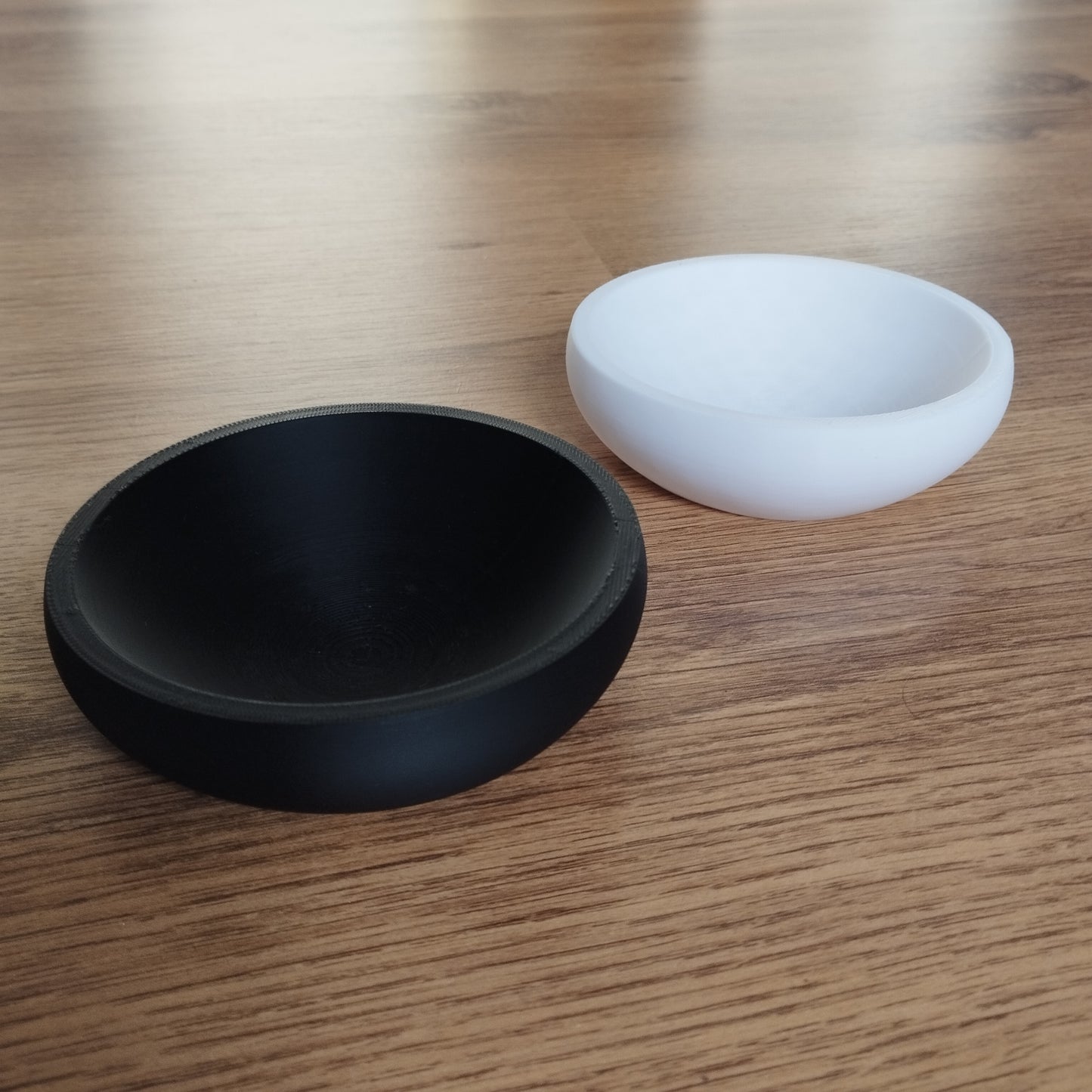 Vide-poche Orbit – équilibre et sobriété
