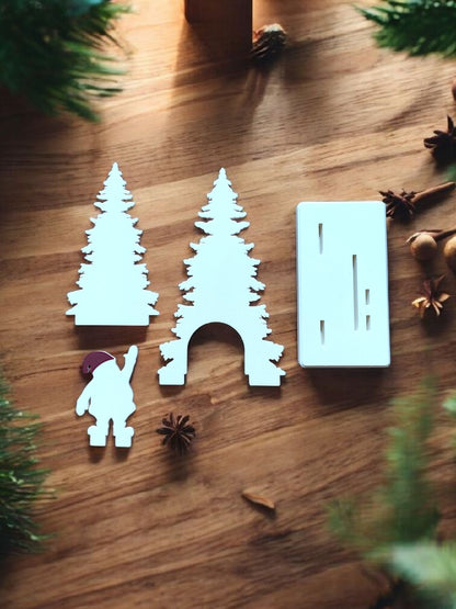 Décoration de Noël sapin et Père Noël – Élégance hivernale